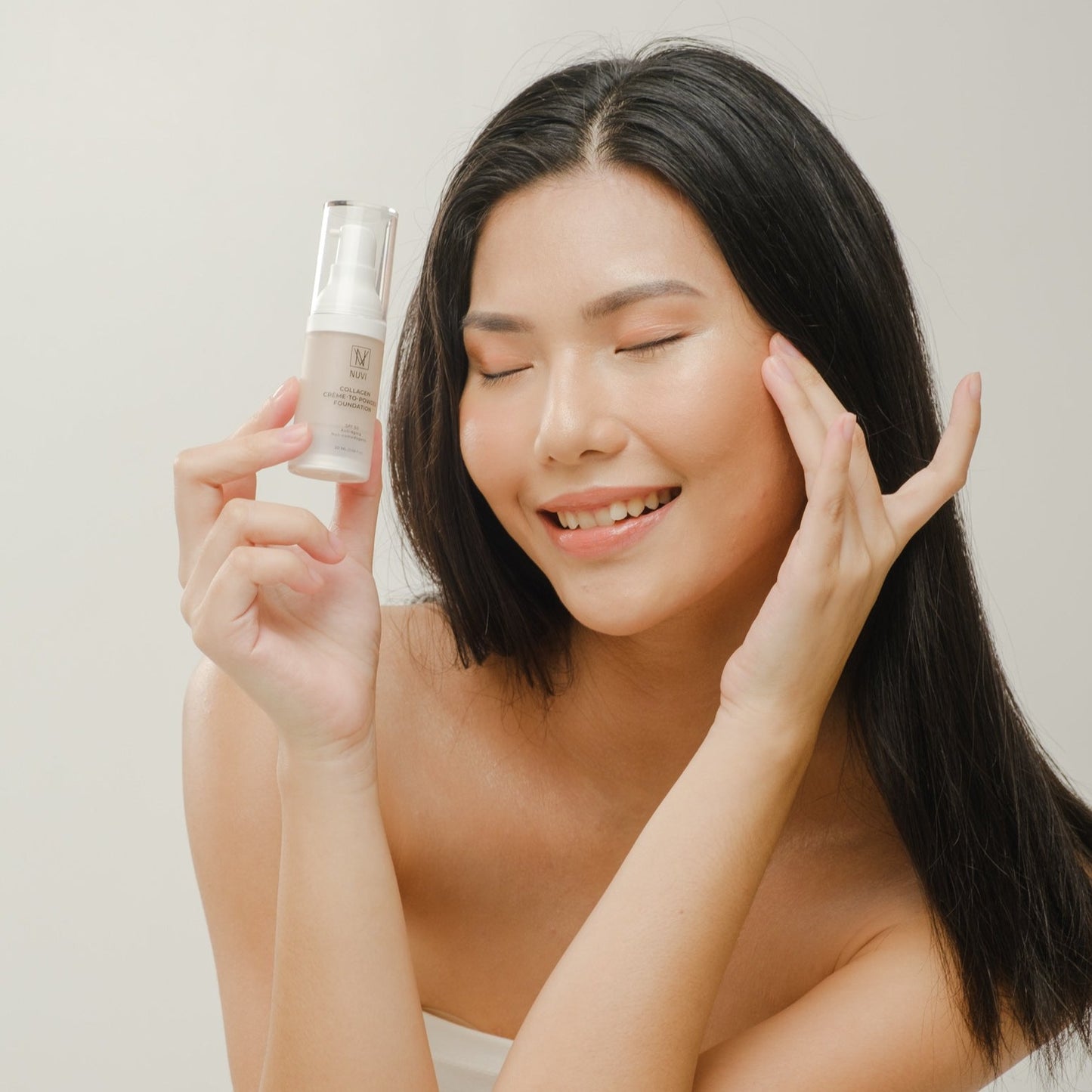 NUVI Collagen Crème to Powder Foundation
